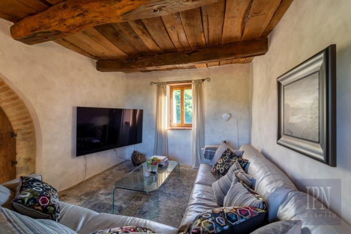 Image No.26-Ferme de 4 chambres à vendre à Magione