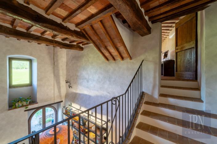 Image No.35-Ferme de 4 chambres à vendre à Magione