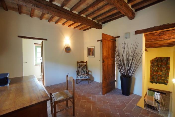 Image No.29-7 Bed Farmhouse for sale