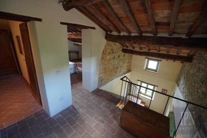 Image No.41-7 Bed Farmhouse for sale