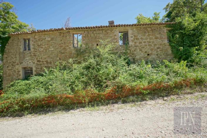 Image No.14-3 Bed House for sale