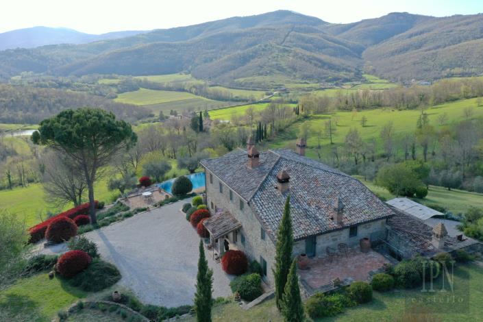 Image No.6-Ferme de 4 chambres à vendre à Umbertide