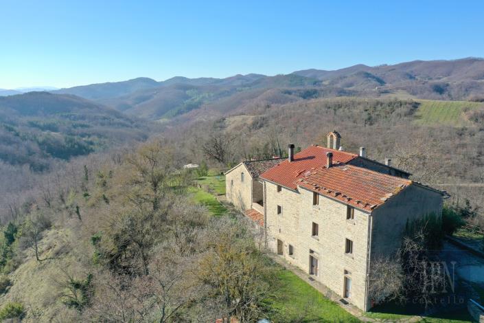 Image No.2-Ferme de 12 chambres à vendre à Pietralunga
