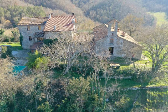 Image No.8-Ferme de 12 chambres à vendre à Pietralunga
