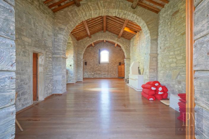 Image No.21-Ferme de 12 chambres à vendre à Pietralunga