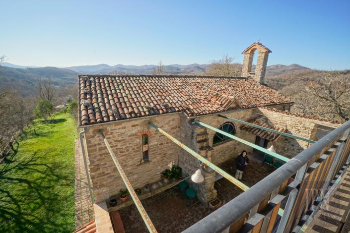 Image No.43-Ferme de 12 chambres à vendre à Pietralunga