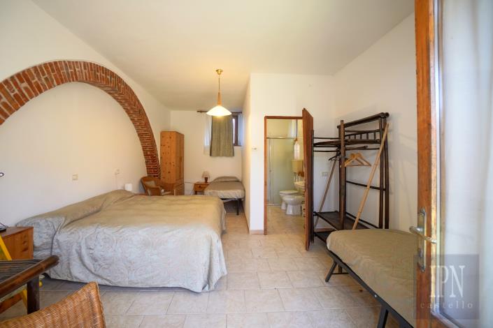 Image No.44-Ferme de 12 chambres à vendre à Pietralunga