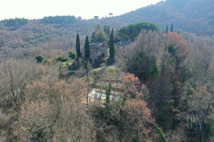 Image No.4-3 Bed Farmhouse for sale