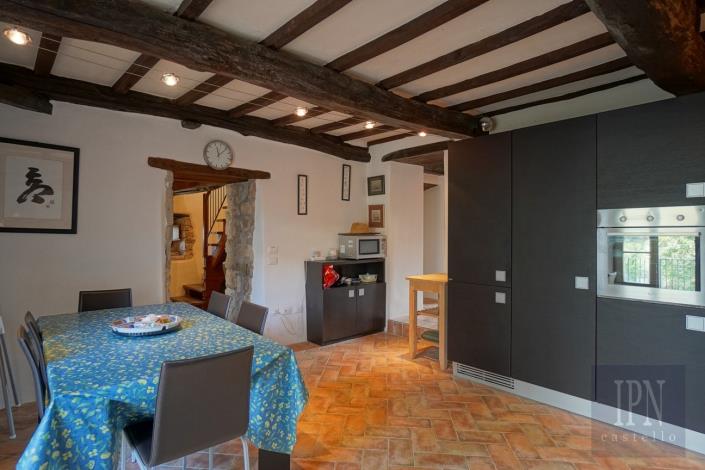 Image No.28-3 Bed Farmhouse for sale