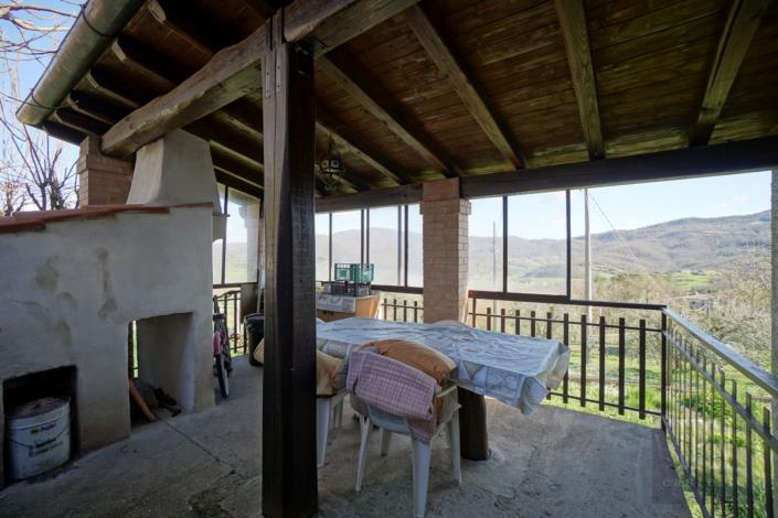 Image No.16-3 Bed Farmhouse for sale