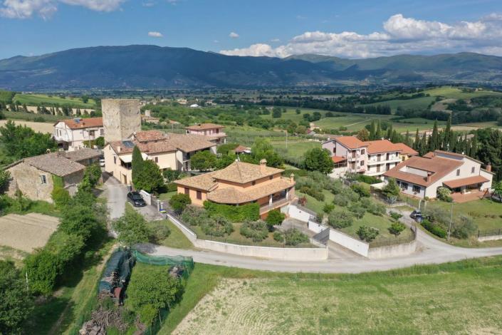 Image No.5-4 Bed Villa for sale