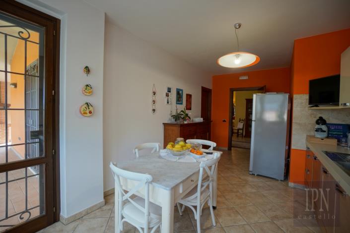 Image No.25-4 Bed Villa for sale