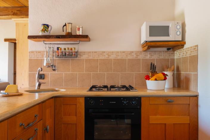 Image No.33-8 Bed Farmhouse for sale