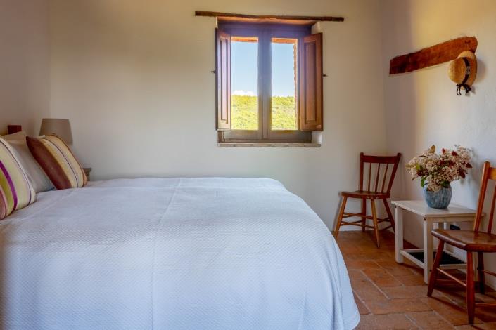 Image No.37-8 Bed Farmhouse for sale