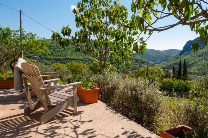 Image No.15-8 Bed Farmhouse for sale