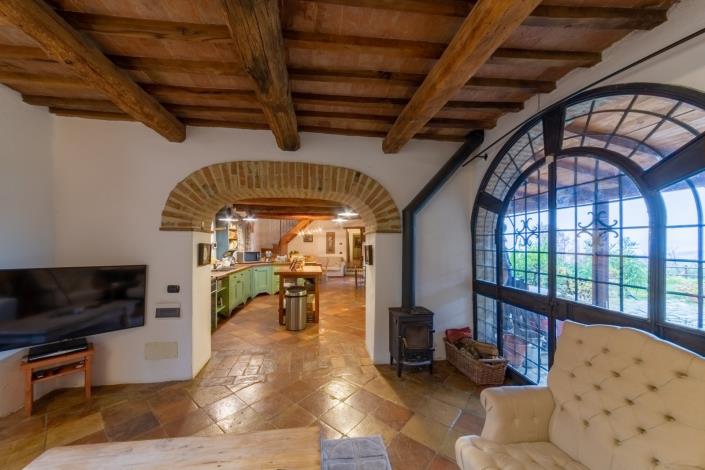 Image No.48-8 Bed Farmhouse for sale