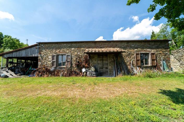 Image No.34-9 Bed Farmhouse for sale