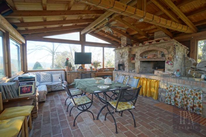 Image No.39-4 Bed Farmhouse for sale