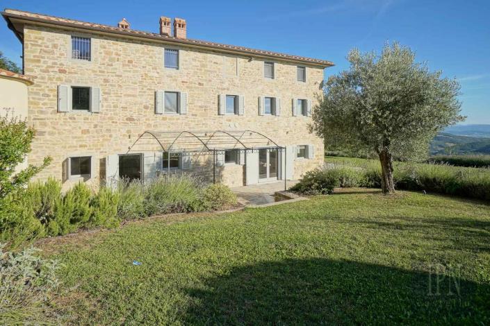 Image No.12-Villa de 8 chambres à vendre à Sansepolcro