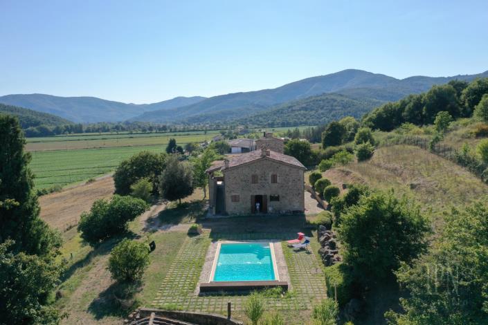 Image No.3-Ferme de 6 chambres à vendre à Cortona