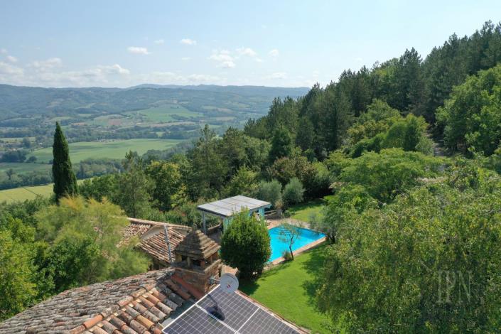 Image No.6-6 Bed Farmhouse for sale