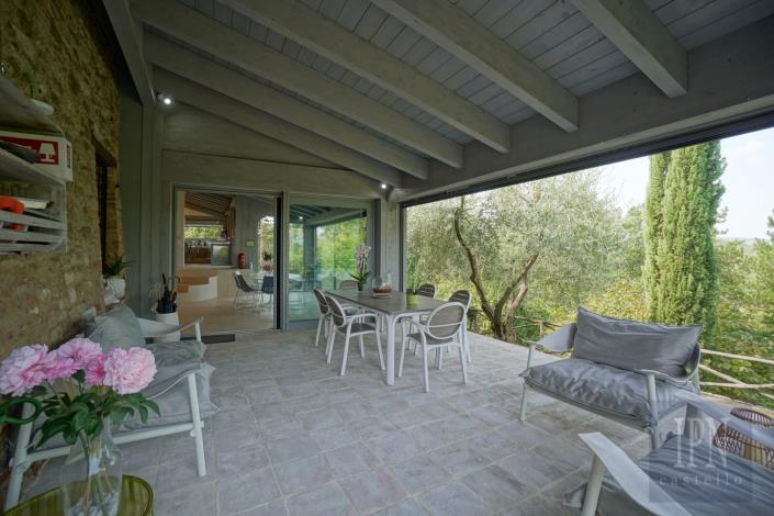 Image No.31-6 Bed Farmhouse for sale