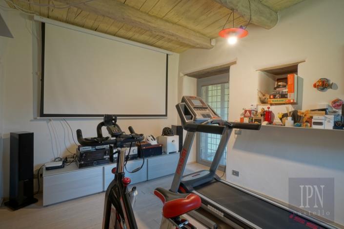 Image No.35-6 Bed Farmhouse for sale