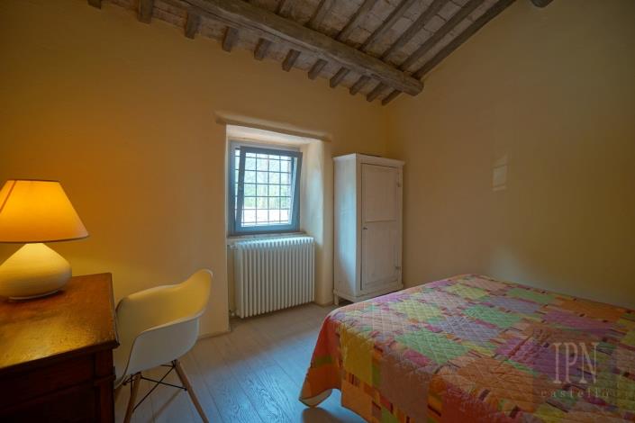 Image No.39-6 Bed Farmhouse for sale