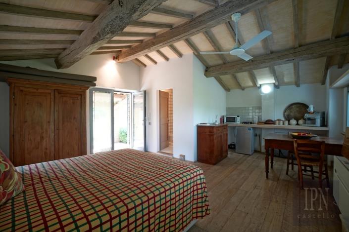 Image No.45-6 Bed Farmhouse for sale
