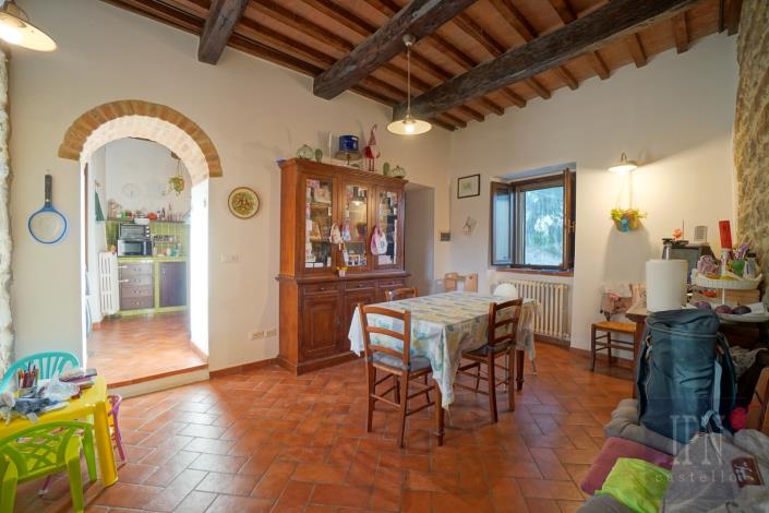 Image No.38-5 Bed Farmhouse for sale