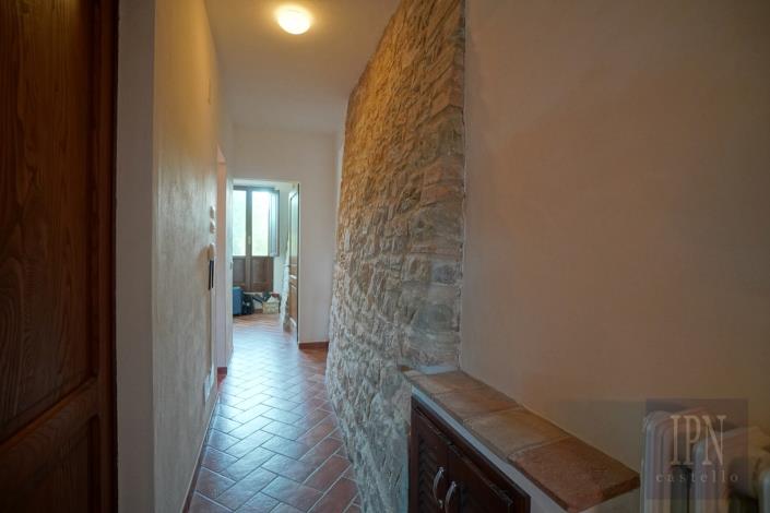 Image No.47-5 Bed Farmhouse for sale