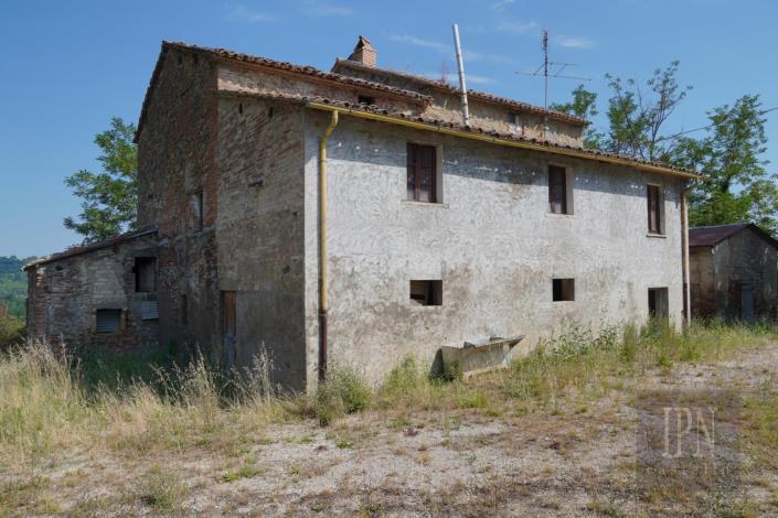 Image No.9-7 Bed House for sale