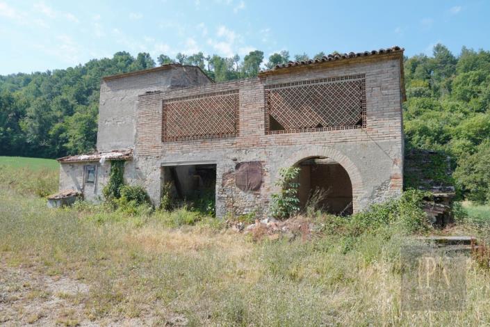 Image No.10-7 Bed House for sale