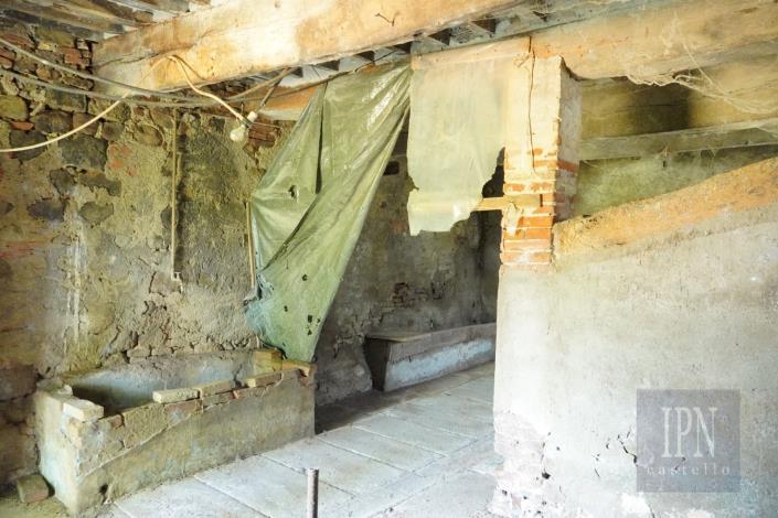 Image No.27-7 Bed House for sale