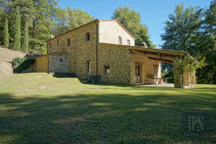 Image No.6-4 Bed Farmhouse for sale