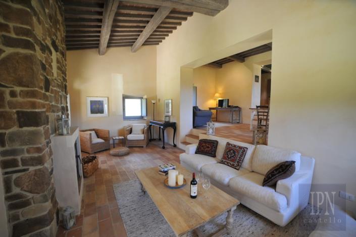 Image No.34-4 Bed Farmhouse for sale