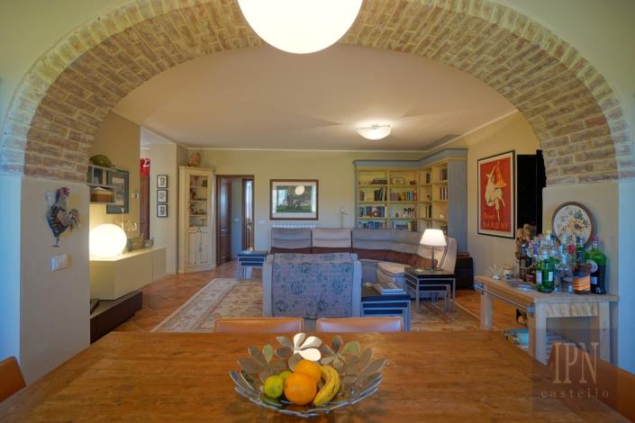 Image No.10-2 Bed Apartment for sale