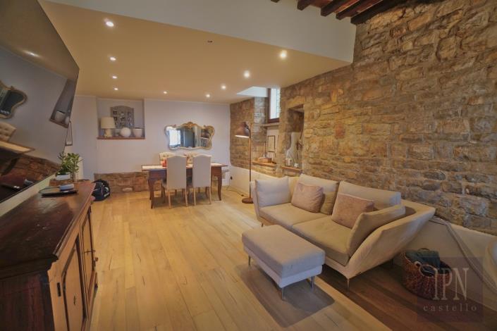 Image No.12-3 Bed Townhouse for sale