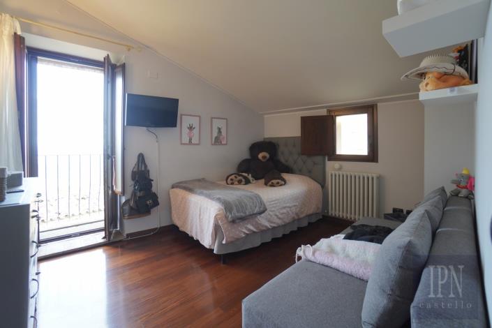 Image No.21-3 Bed Townhouse for sale