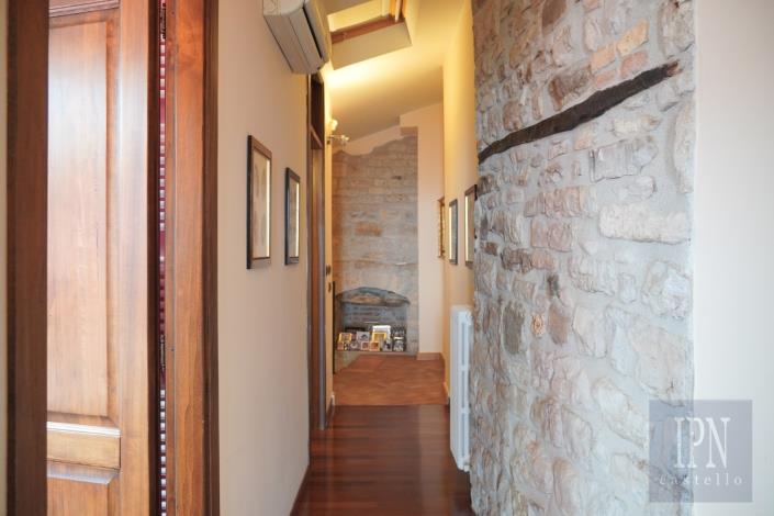 Image No.30-3 Bed Townhouse for sale