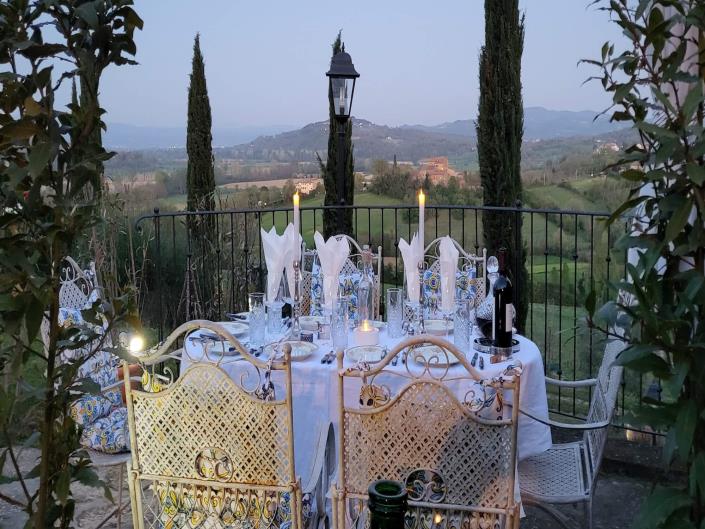 Image No.21-9 Bed Farmhouse for sale