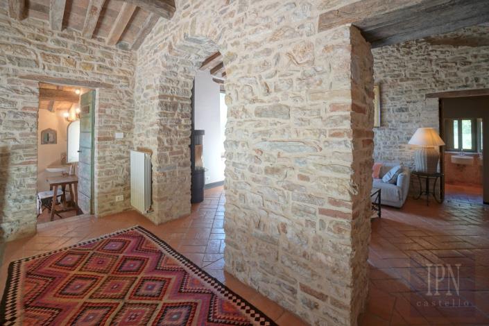 Image No.37-8 Bed Farmhouse for sale