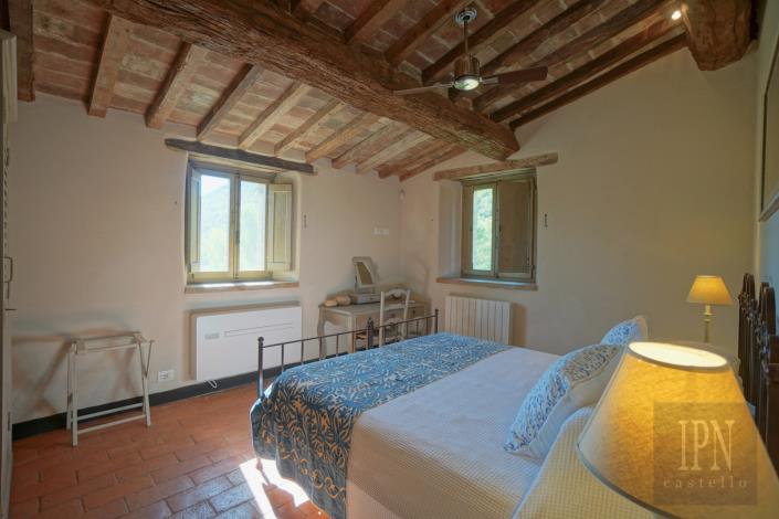 Image No.41-8 Bed Farmhouse for sale