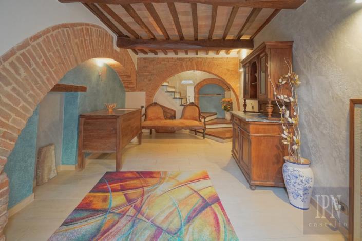 Image No.6-3 Bed Townhouse for sale