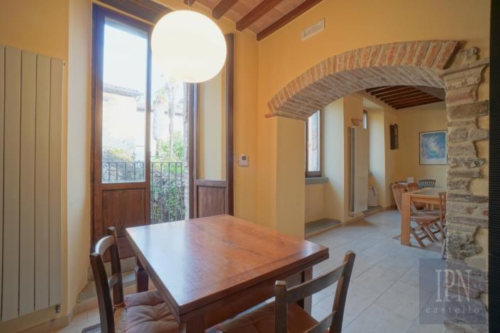 Image No.14-3 Bed Townhouse for sale