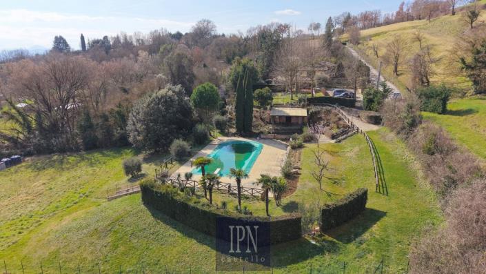 Image No.4-4 Bed Villa for sale