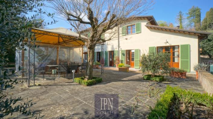 Image No.12-4 Bed Villa for sale