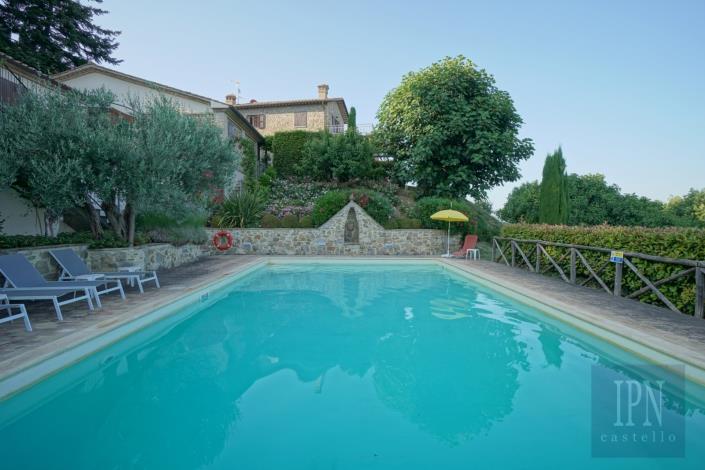 Image No.9-6 Bed Villa for sale