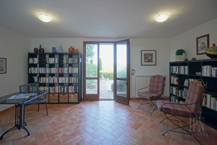 Image No.33-6 Bed Villa for sale