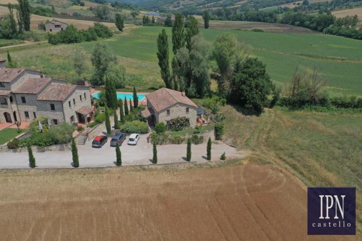 Image No.2-2 Bed Villa for sale
